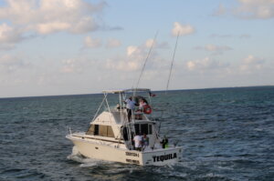 Sportfishing Cancún with Aries fleet